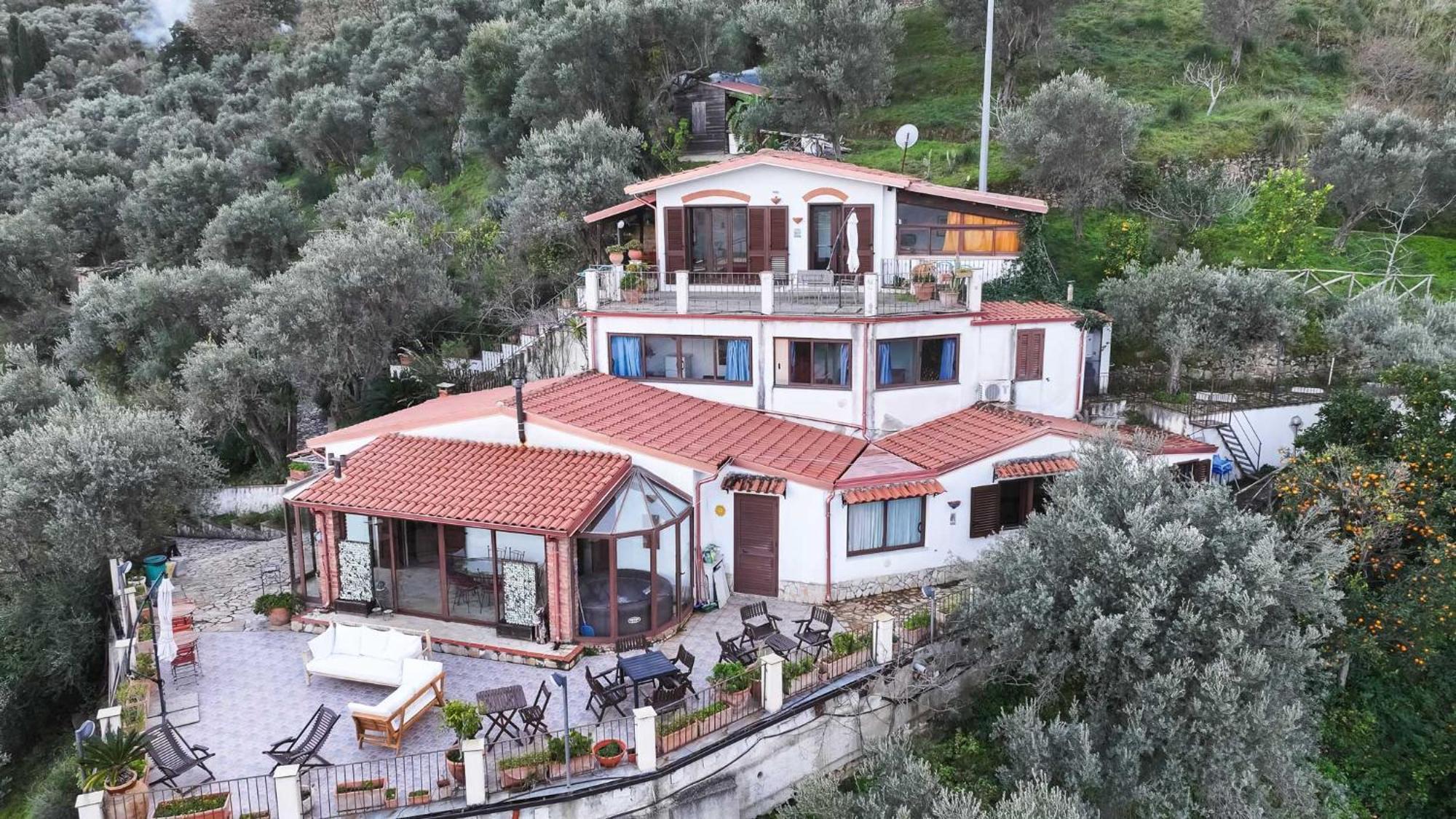 Apartament La Finestra Sulle Eolie *